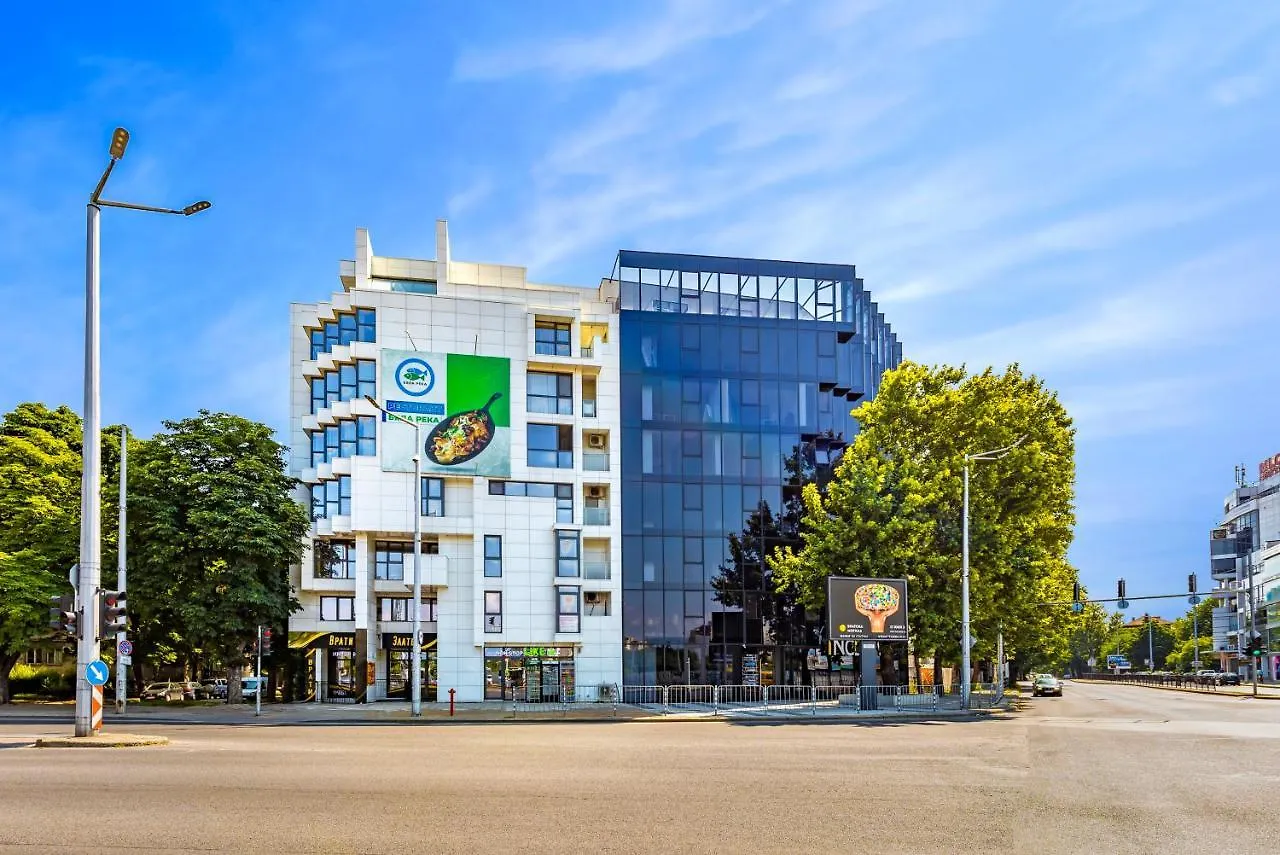 Cityscape Retreat 1Bd Flat In The Heart Of Plovdiv Διαμέρισμα